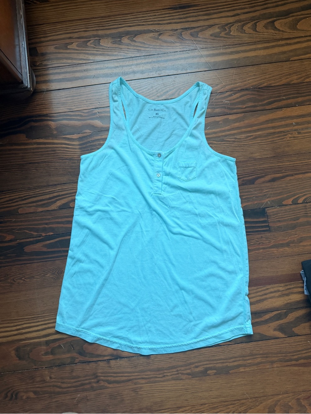 G.H. Bass & Co. Light Aqua Scoop Neck Tank Top with Button Placket